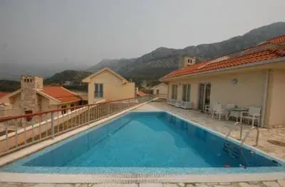 Pool Carsko selo