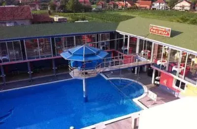 Pool Diskoteka Delfin