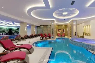 Pool Hotel Buket