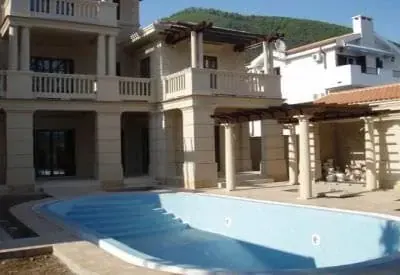 Private pool Baosici
