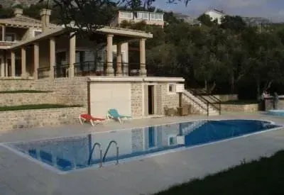 Private pool Ivanovici