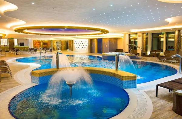 Pool Hotel Tornik