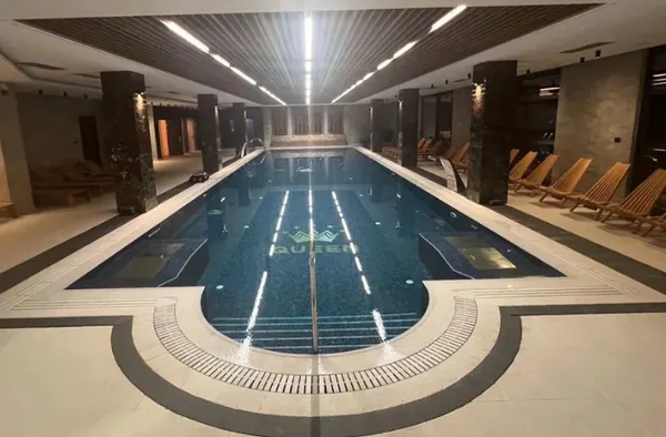 Pool Queen of Zlatibor