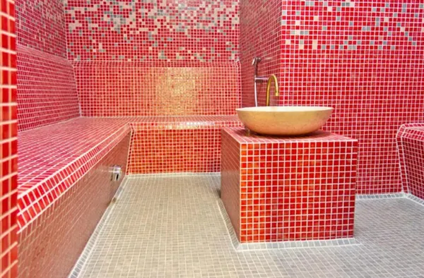 Steam bath Crown Plaza Saruna