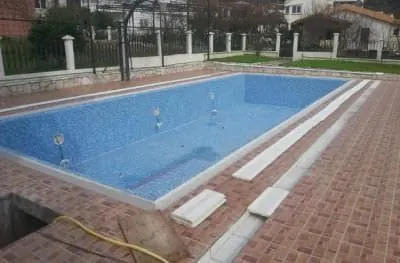 Private pool Bar