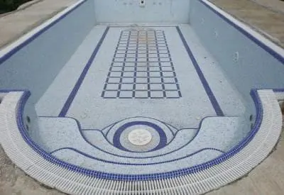 Private pool Metlic