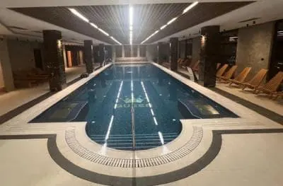 Pool Queen of Zlatibor